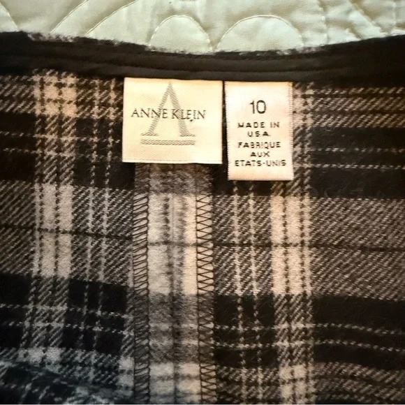 Vintage Anne Klein Black and White Plaid Wool Wrap Skirt Fringe Size 10 USA - Picture 5 of 7